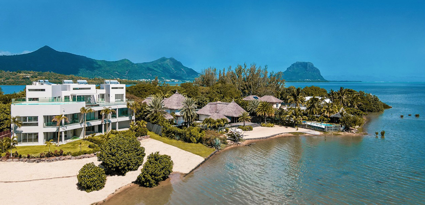 Penthouse waterfront for sale ilot fortier mauritius